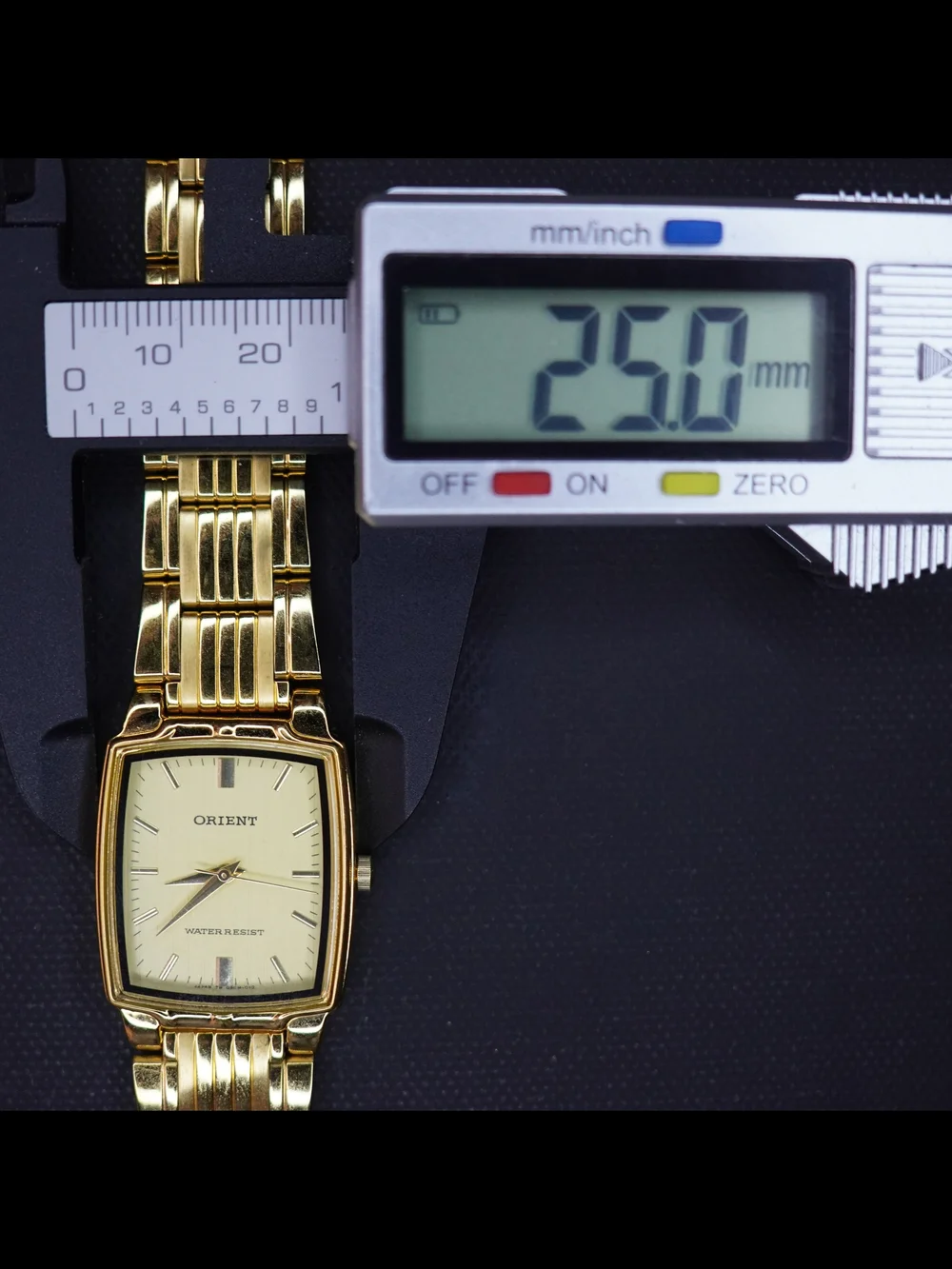 Vintage Orient QBCM-A0 Gold Tone Tank Quartz Men’s Watch Water Resistant Japan